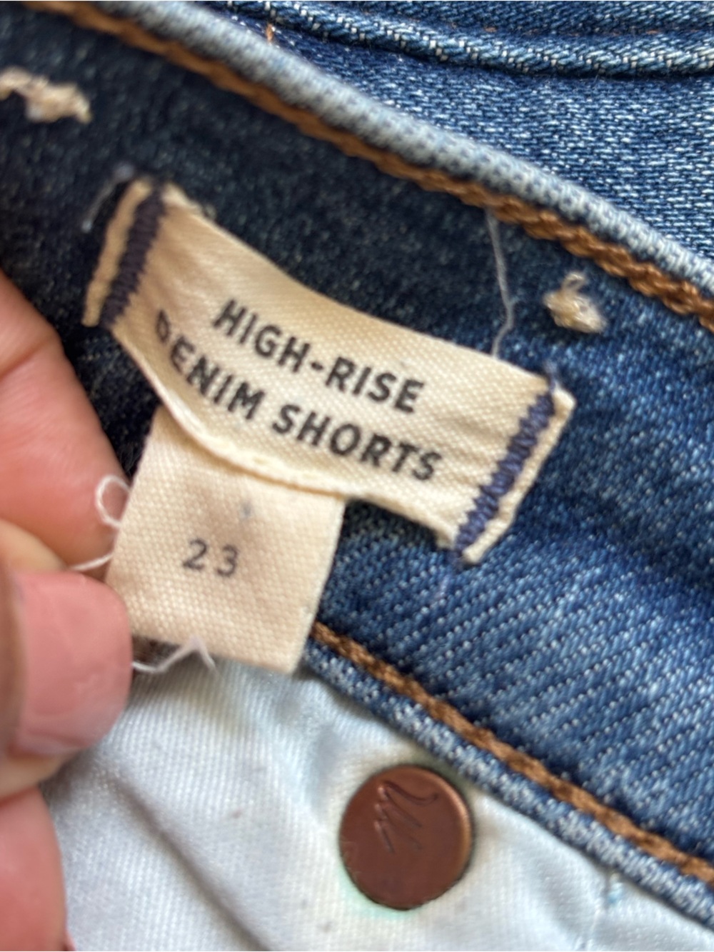 High-Rise Denim Shorts - Blue - Picture 4 of 10